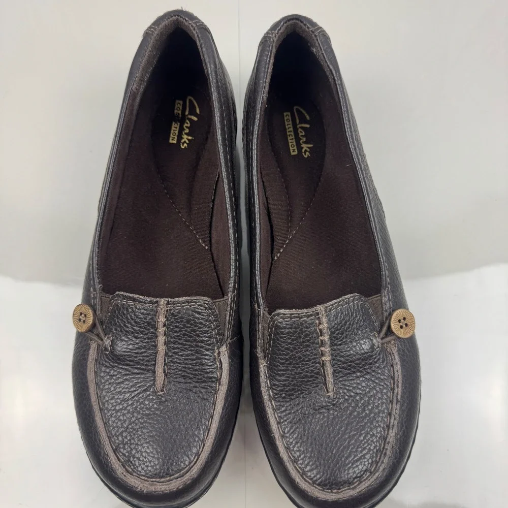 Clarks Collection Women Dark Brown Leather Button Detail‎ Loafer Shoes Size 7.5M